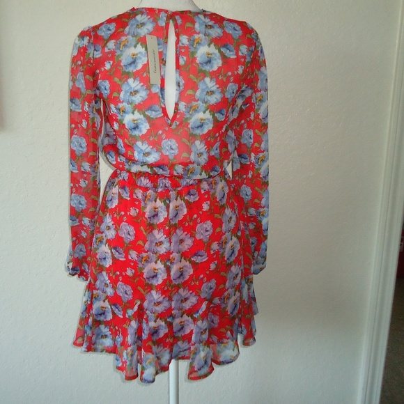 Francesca's Women's Red Floral Long Sleeve Wrap Dress Cocktail Blue Flowers - Picture 7 of 12
